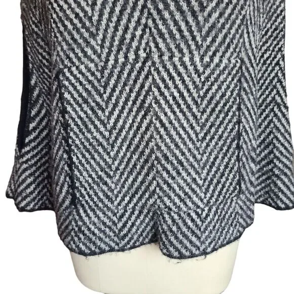 Kate Spade Baby Alpaca Black Gray Wool Chevron Poncho Sweater Small Medium - Picture 3 of 8